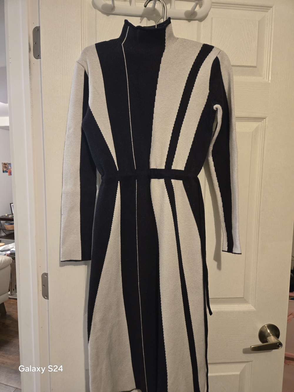 Tahari Color Block Dress Like New